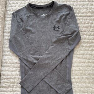 Under Armour youth Charcoal Performance Top